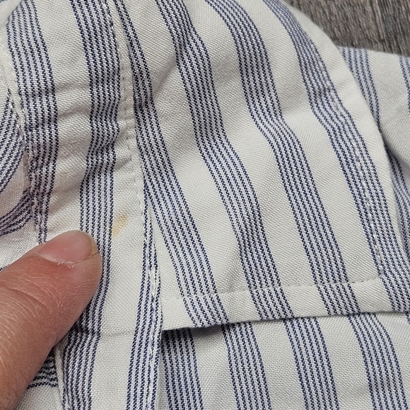Rails Women's Small Blue White Stripes Blouse Half Button Rounded Hem - Picture 4 of 8